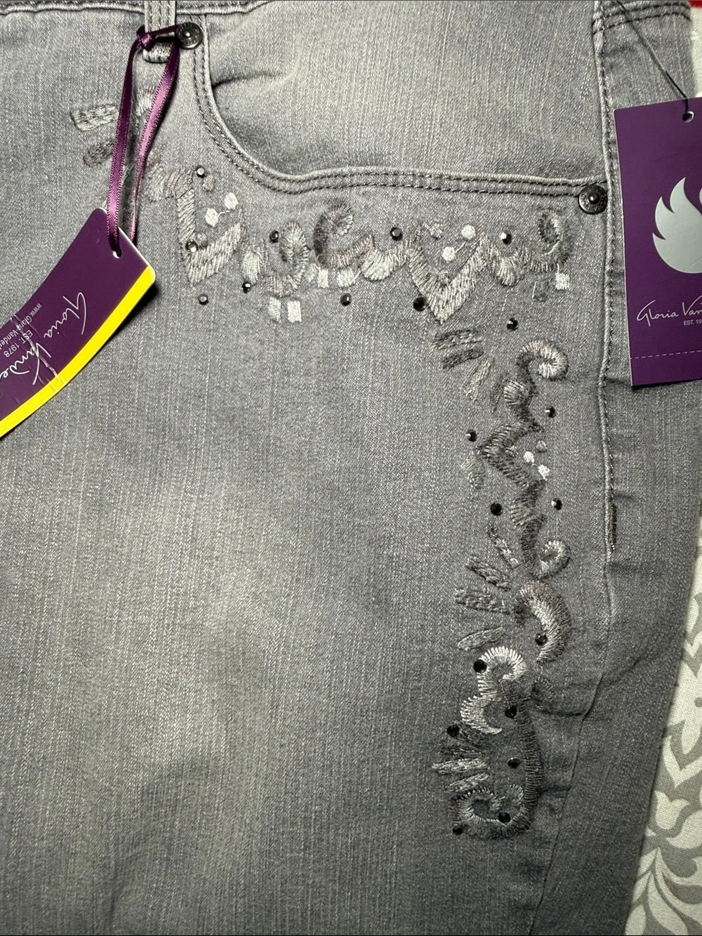 Gloria Vanderbilt nwt plus